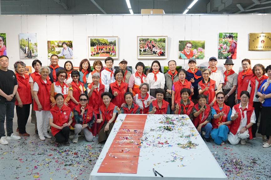 汇聚榜样力量,共赏艺术华章—“劳模旗手劳动节风采展”在沪盛大启幕 汇聚榜样力量,共赏艺术华章—“劳模旗手劳动节风采展”在沪盛大启幕