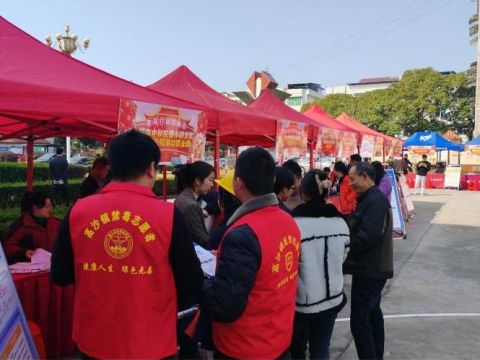 湖南洞口县高沙镇深入开展禁毒宣传进场所活动  