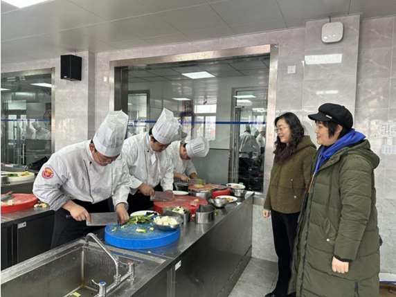 家校同频，共鉴成长