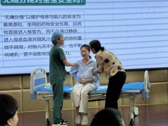 江西吉安县妇幼保健院举办“5.12”国际护士节庆祝活动