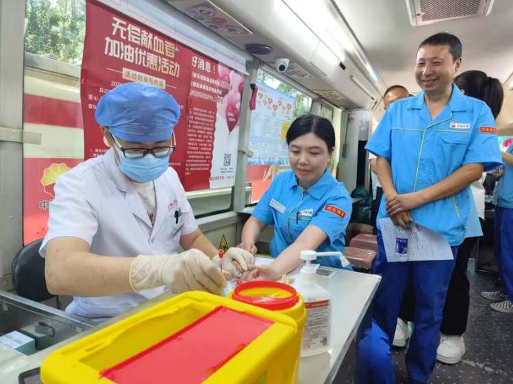 中国石油河北销售携手河北省血液中心发起首届“热血守护‘油’爱同行”公益活动