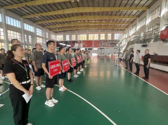 致敬荣光 江西吉州区举办2025年“庆八一”退役军人运动会