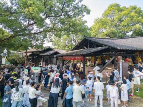 江西吉州窑举行第十一届龙窑柴烧开窑活动