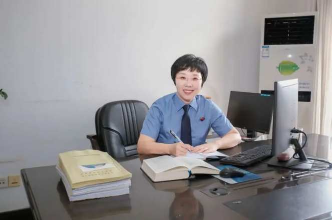 红土地上“未”爱守护者——记赣州市人民检察院优秀党员邬海莹