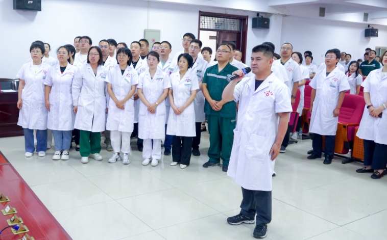 医心向党守初心 德技双馨护健康—— 宽城满族自治县医院“医师节”活动温情落幕​