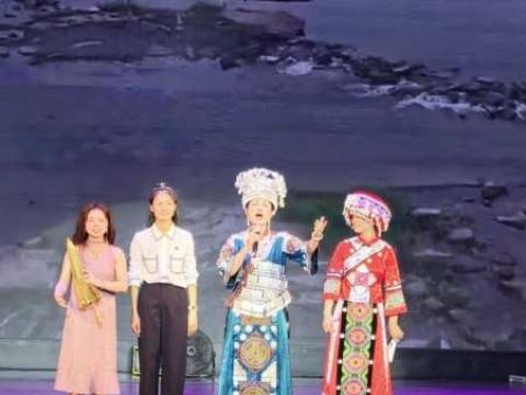 荣昌叶梅芳斩获2025中国农民丰收节村歌大赛西部大区赛二等奖