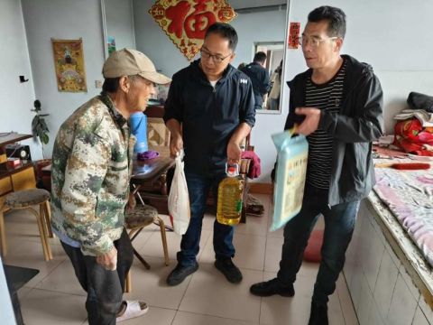 河北省文联驻大田洼村工作队开展“双节”走访慰问活动