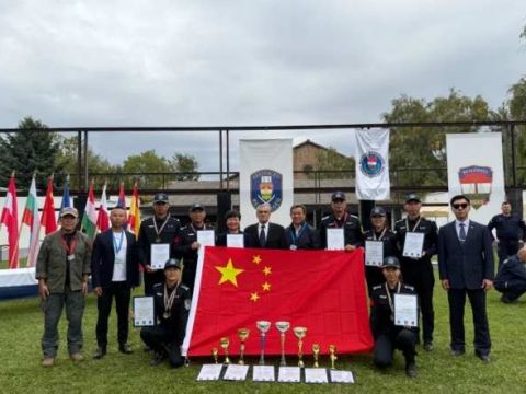 剑指匈牙利，载誉耀青岛！特警范洪利世界赛场夺魁