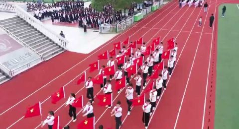 江苏如东县宾山小学2025年“小海豚”阳光体育节开幕式