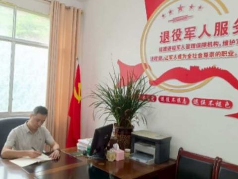 一线“兵支书”的乡村振兴丨黄利：绘就“业兴 村美 民富”新图景