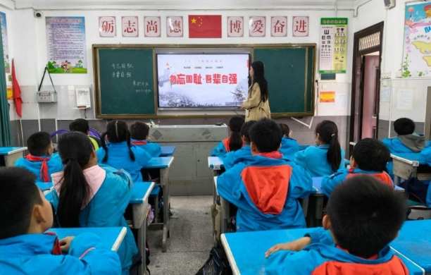 铭记历史 珍爱和平——江西吉安市新村小学开展国家公祭日主题班队活动​