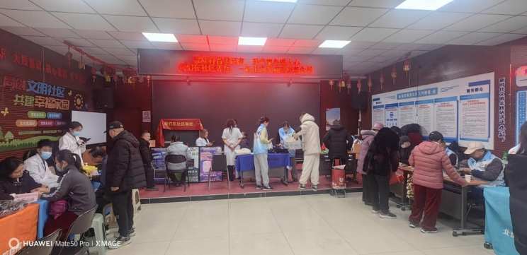 润雪春堂便民日暖人心！公益理疗助力居民远离疼痛