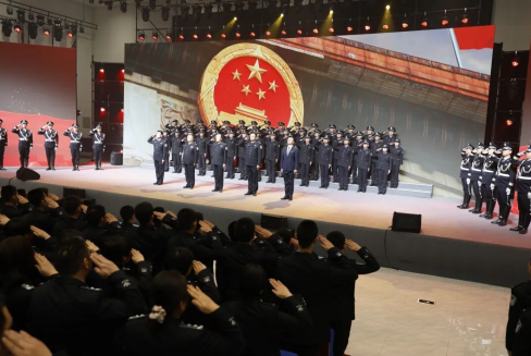 先进事迹丨董亦军：我愿做一颗石子……