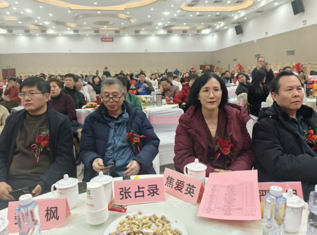 数智赋能燃活力 数商聚力耀新程——天津市和平区爱国拥军促进会副会长汪洋举行白马家园年会