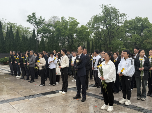 江西赣州：五单位联建共祭先烈 启明星眼科赓续红色血脉