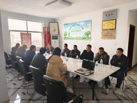漯河市环保协会致敬劳动者 同心护绿赋能生态漯河建设
