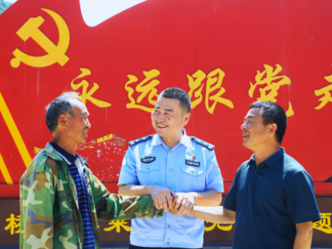 &ldquo;最熟悉的人&rdquo;磨出&ldquo;最锋利的刀&rdquo;&mdash;&mdash;甘肃礼县公安局深化&ldquo;警网融合&rdquo;赋能基层高效治理
