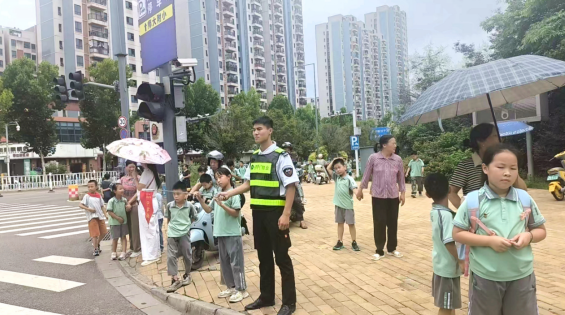 江西赣州蓉江新区：“物业+”服务模式，解锁全龄段幸福生活