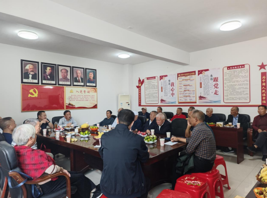 湖南武冈市民政局召开重阳节老干部座谈会 共话民政发展新篇章